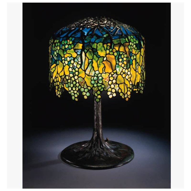 Tiffany Elaborate Grape Table Lamp
