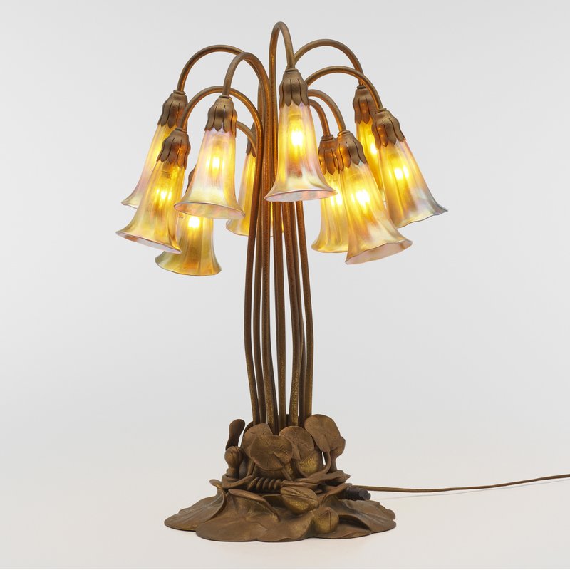 Tiffany Lily Lamp Gold